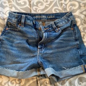 American eagle mom blue jean shorts